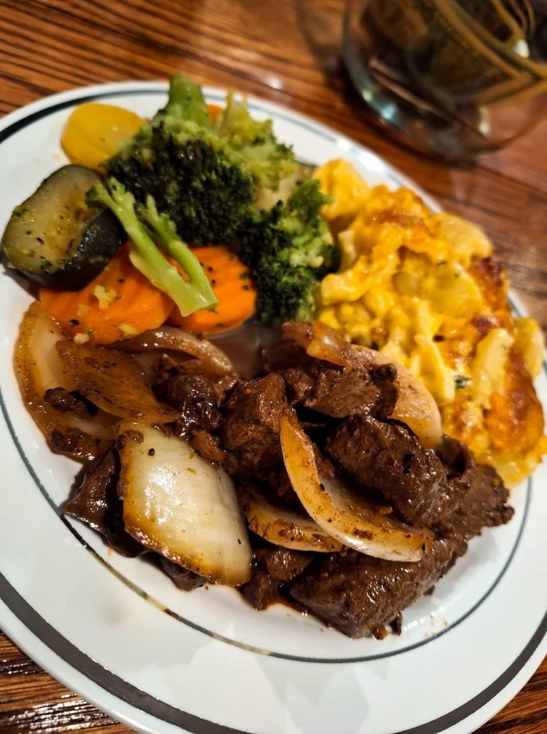 Yae's Eats & Catering LLC photo 4